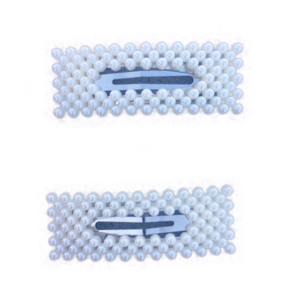 NWT Oversized Pearl hair Barrettes